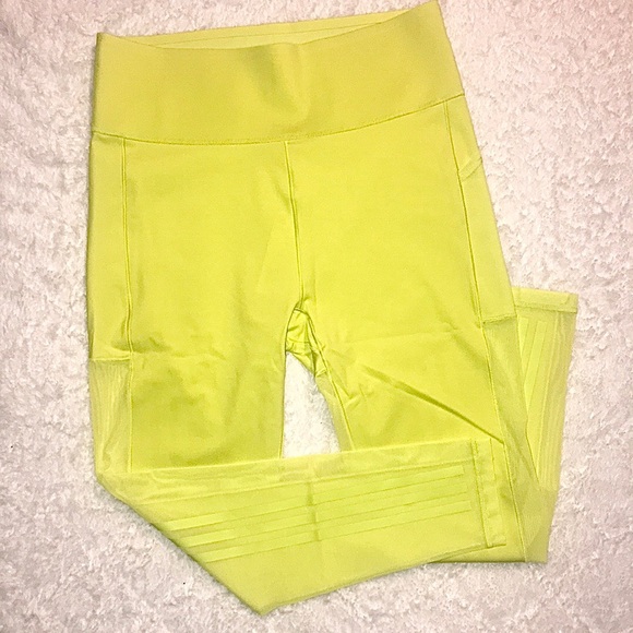 🐝 IVY PARK/ PELOTON 2021 DROP POWER TIGHTS - Picture 3 of 12